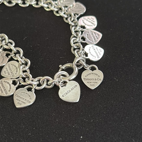 Tiffany & Co. Return to Tiffany Multi-Heart Tag Bracelet - Picture 10 of 15